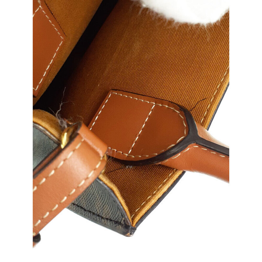 Celine Triomphe Canvas Vertical Cabas Bag - Picture 5 of 9